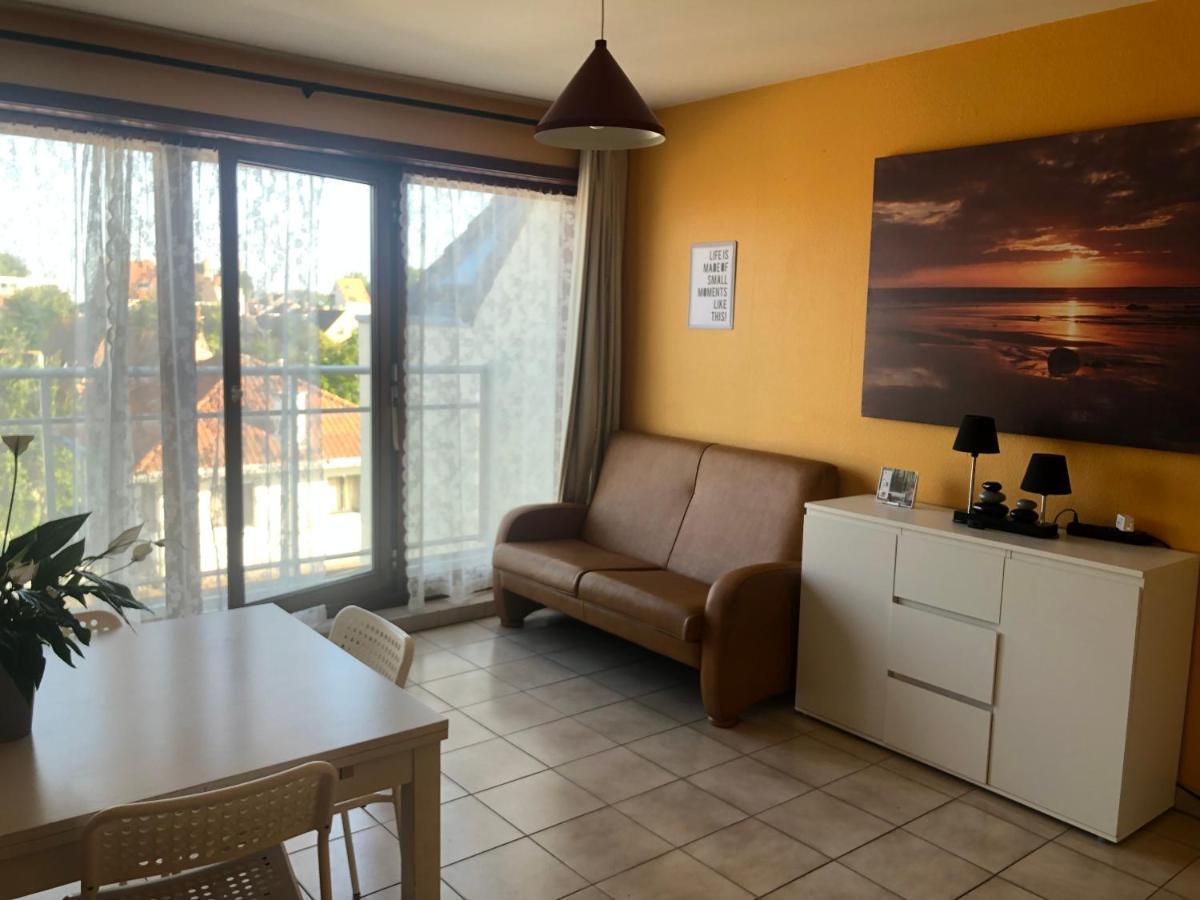 Gezellig Appartement In Oostende Exterior photo